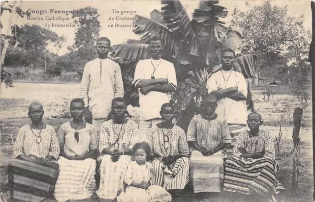 CPA CONGO UN GROUPE DE FRANCAIS DE BRAZZAVILLE (au verso timbre d´origine