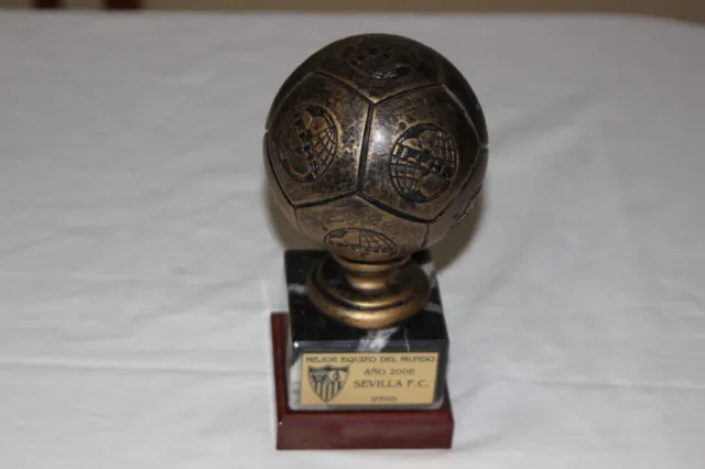 Trofeo Sevilla Fc Como Mejor Equipo Del Mundo En 2006 Altura De 20 Centimetros