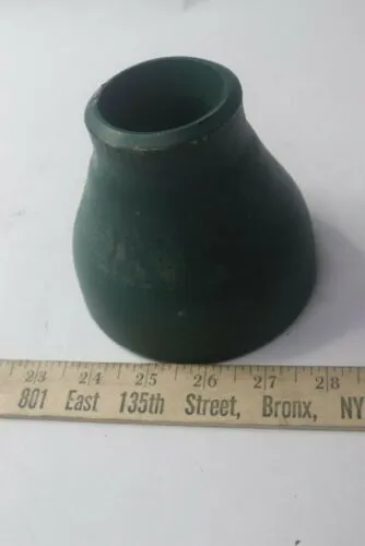 Concentric Reducer with Buttweld Fitting Connection Type 6" x 3" 090-060-030