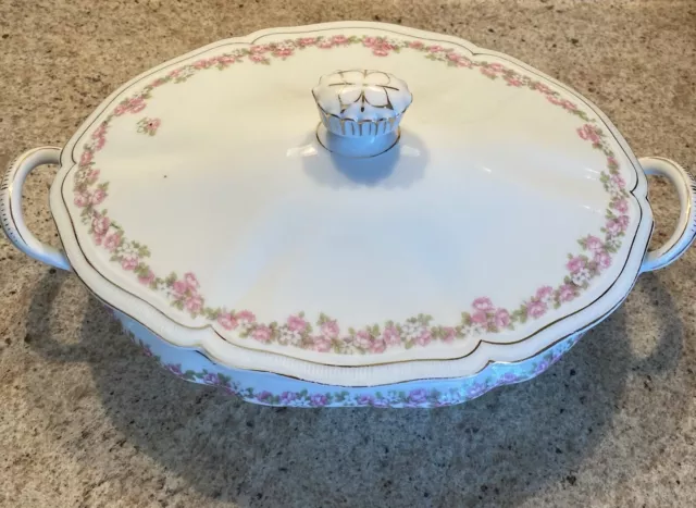 Vienna Austria Oval Covered Serving Dish w/ Lid