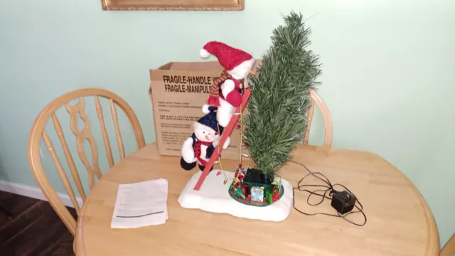 2004 Avon Fiber Optic Snowmen Trimming Christmas Tree on Ladder Animated Light
