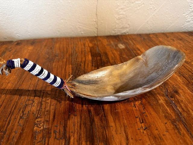 Antique OLD 19c. Native American Indian beaded Big Horn  / horn Spoon gottschall
