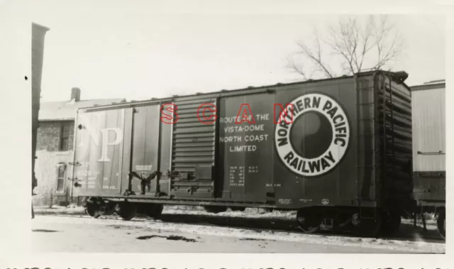 2J031 RP 1950s?  NORTHERN PACIFIC RAILROAD FREIGHT BOX CAR #8320