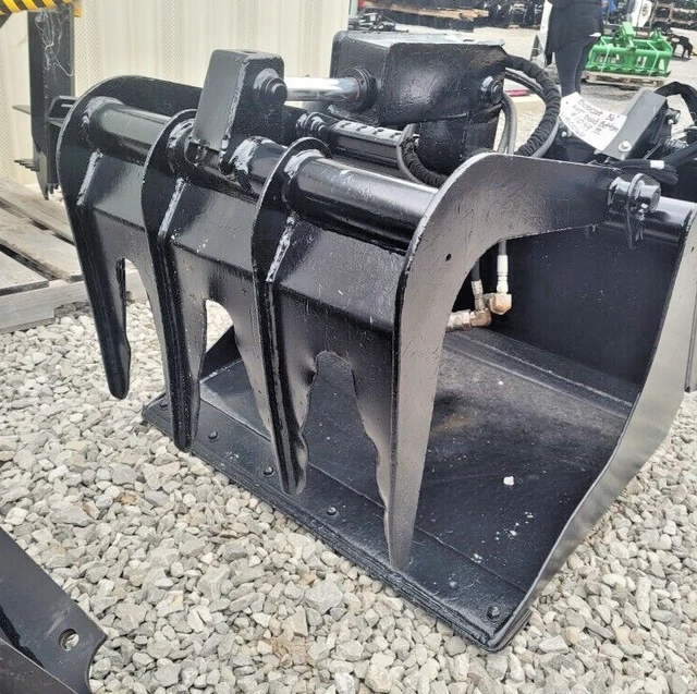 Used 36" Solid Bottom Bucket Grapple Attachment Fits Bobcat MT
