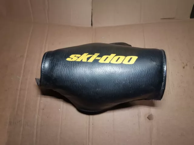 Ski-doo Lynx   handlebar  Steering Pad coverc 572107700 506151263