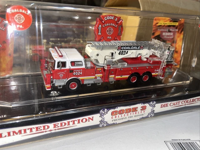 Code 3 LE Mack Fire Engine Coaldale PA Aerial Ladder Seagrave MIB Diecast 1/64