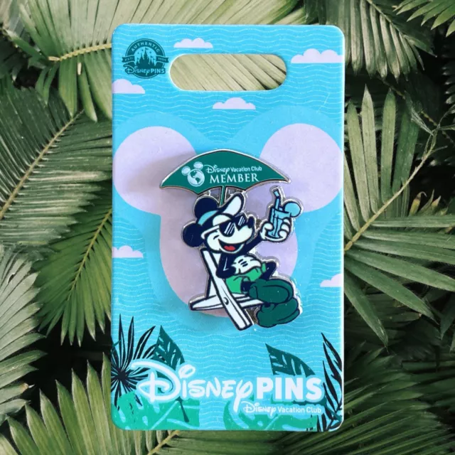 Disney Parks 2024 DVC Member Mickey Beach Lounge Chair Pin Vacation Club - NEW