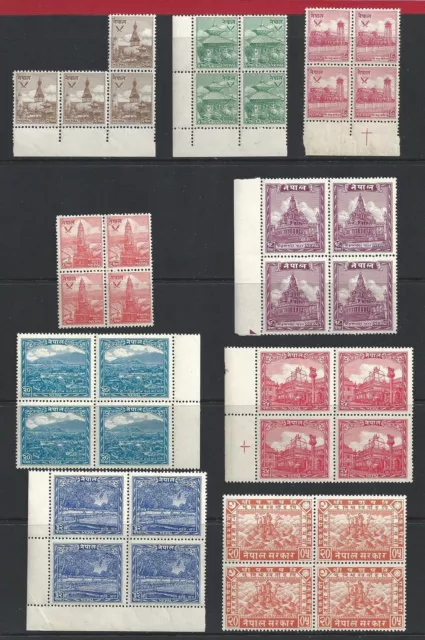 1949 NEPAL, SG nÂ° 64/72 9 valeurs MNH/** RARE BLOC DE QUATRE