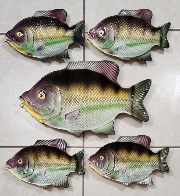 RARE VINTAGE JAPAN Fish Ucagco Ceramic Wall Hanging or Platter Plates