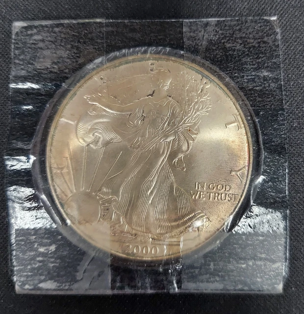 2000 $1 Walking Liberty American Silver Eagle Dollar (ES300)