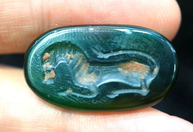 Original Old Antique Green Agate Roman Knight Horse  Intaglio Bead Collectible