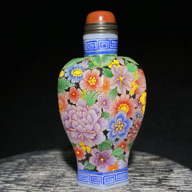 Chinese Old Beijing Colored Glaze Carved Painted Beautiful Flowers Snuff Bottle