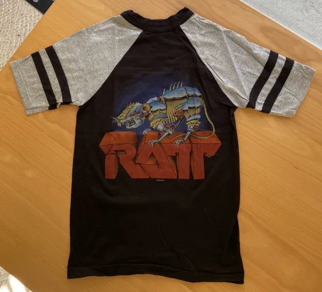 (VINTAGE) 1984 RATT - Out Of The Cellar Authentic Concert T Shirt Raglan (SMALL)