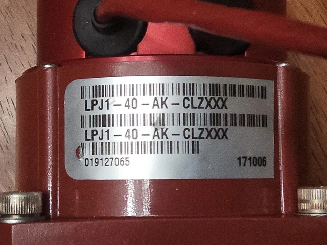 Mks Pneumatic Angle Valve Lpj1-40-Ak-Clzxxx