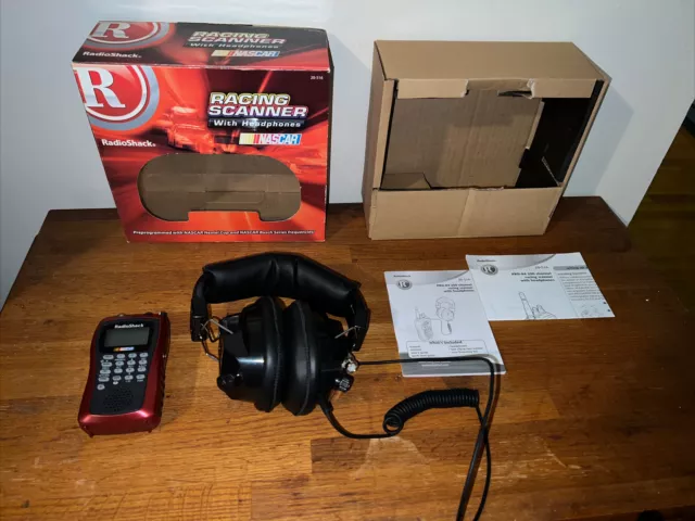 Radio Shack 20-516 PRO-84 Handheld NASCAR 200 Channel Race Scanner w/Headphones Radio Shack 20-516 PRO-84 Handheld NASCAR 200 Channel Race Scanner w/Headphones
