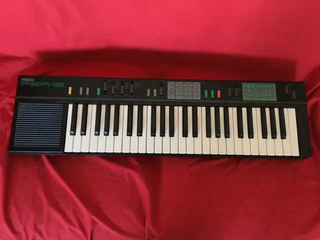 Synthétiseur Yamaha Psr-12