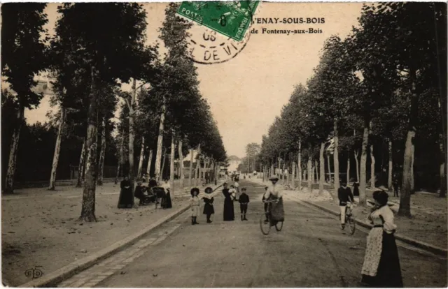CPA AK Fontenay L'Avenue de Fonteany-aux-Bois FRANCE (1282710)