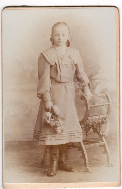 Antique Photo CDV - Portrait of a Pretty Girl - Jandorf & Co - Germany - Berlin