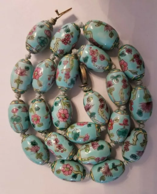 Vintage Chinese Export Hand Painted LOTUS FLOWER Porcelain Bead Necklace 25.5"