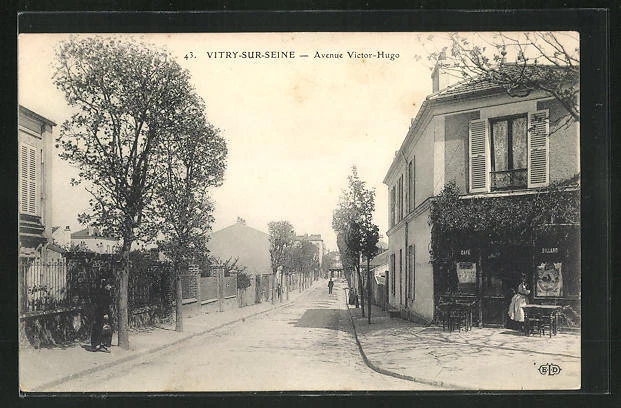 CPA Vitry-sur-Seine, Avenue Victor-Hugo