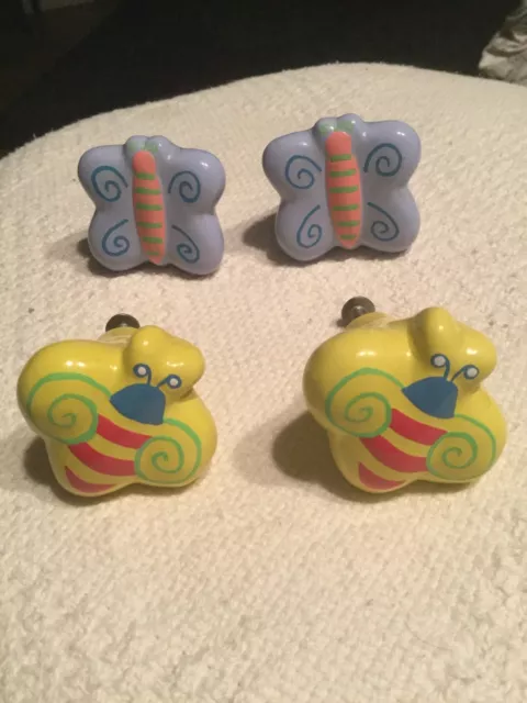 Lot de 4 boutons de poterie jaune bleu pépinière en céramique tire tiroir de lit commode vintage 2