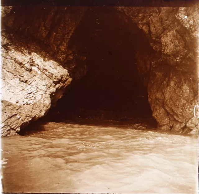 FRANCE Grotte Bord de mer Photo c1925 Vintage Plaque de verre P74L27n