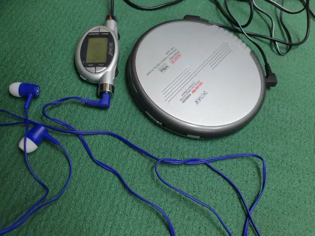 Denver DMP-368W Discman Tragbarer  CD-Player MP3 Anti-Shock 10