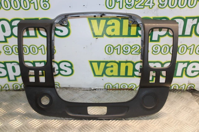 vauxhall-vivaro-mk2-front-stereo-and-airvent-surround-cover-trim-2014