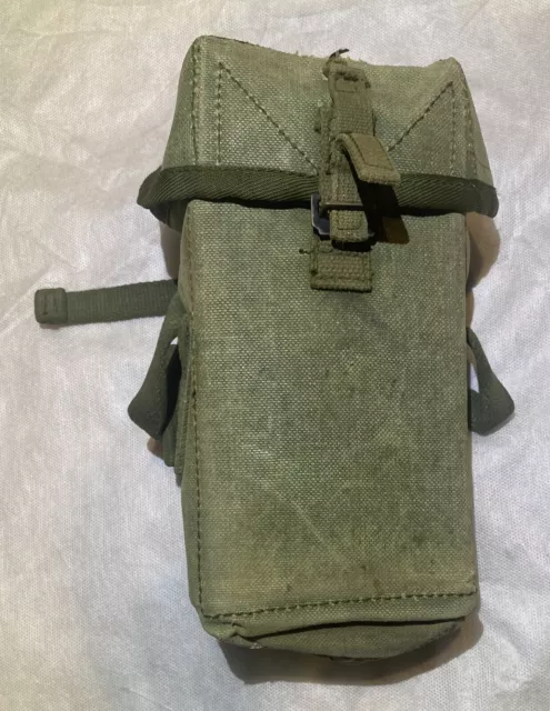 US Army USMC M16 Magazine Pouch 20 Round Vietnam Era, Colour Olive Drab