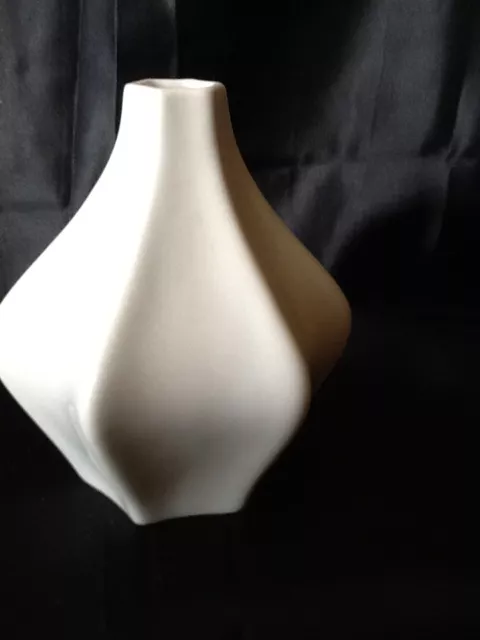 Sgrafo Modern Porzellan Mini Vase 1843/0 weiß Zwiebel Op Art  60/70er Jahre 3