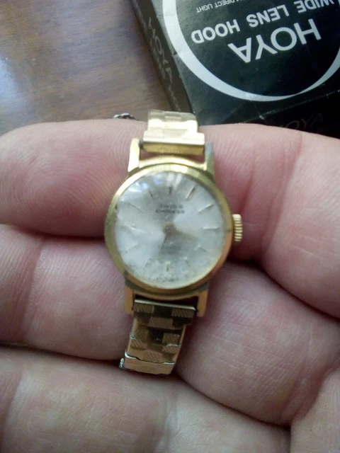 VINTAGE LADIES SWISS Empress Watch 17 Jewels Incabloc