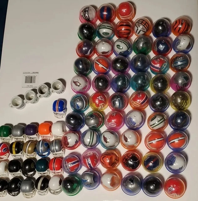 78 VINTAGE NFL Mini Gumball Vending Machine Football Plastic Helmets
