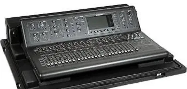 SKB 1RMM32-DHW Mixer Case for Midas M32
