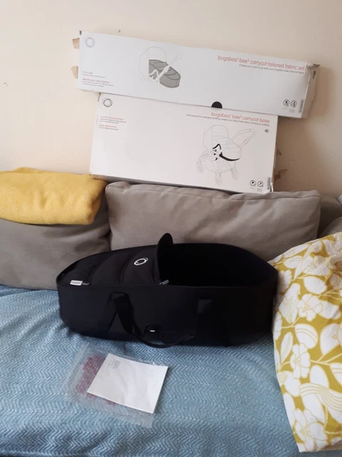 Bugaboo Bee 5 Carrycot Black Bassinet- no adaptors no mattress