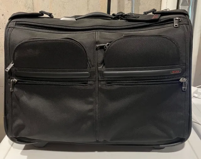 Tumi Alpha Gen 4 Garment Bag 22033D4 2 Wheels Rolling Suitcase Never Used