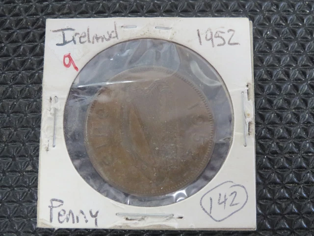 1952 Ireland 1 One Penny Red Coin  Irish Harp Hen Chicks Eire~#B12-9