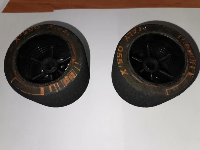 Paire De Pneus Arrière VINTAGE BP 55X Sur Jantes - Échelle 1/8 Pour SG MKII - Occasion