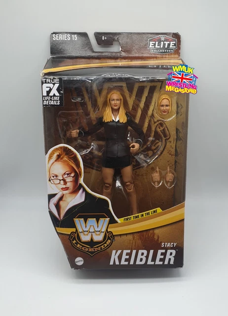 WWE Elite Legends Action Figure Stacy Keibler 15,2 Cm, 25 Punti Articolazione, Con Accessori E Tecnologia TrueFX