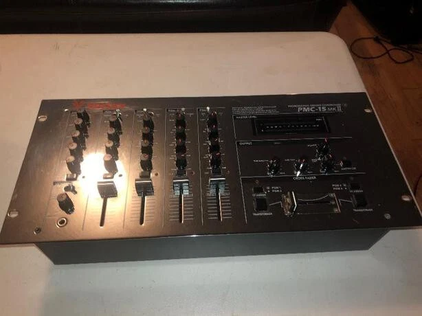 Vestax ベスタクス PMC15ミキサー （ベスタクス Vestax PMC15