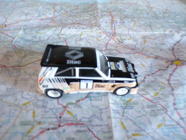 Coche miniatura Renault 5 1/64 Tarmac Works Maxi Turbo No.1 Diac Rallye du Var 1