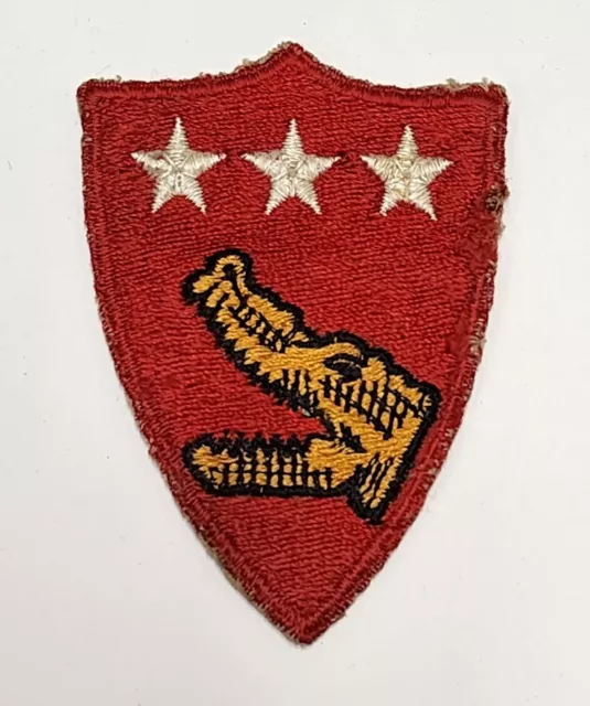 WWII ORIGINAL USMC 5th or V Corps Patch off Uniform Cut edge Snowy Bk