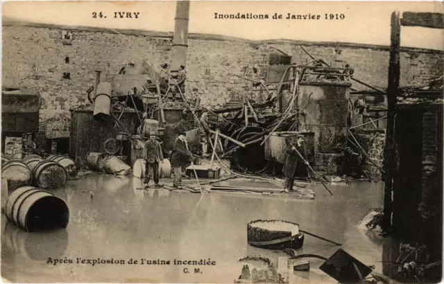 CPA AK IVRY Apres l'Explosion de l'usine incendiee Inondations 1910 (671927)