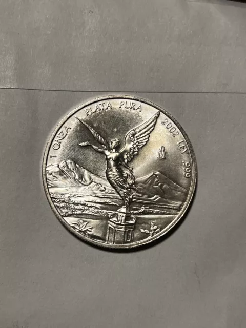 2002 Mo Mexico Silver One oz  1 Onza .999 Libertad, harder date