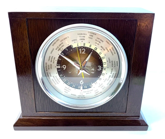 BULOVA QUARTZ EXECUTIVE World Time Desk Mantel Clock Wood Gold Color