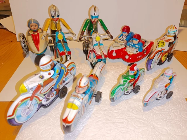 Blechspielzeug Konvolut 8 x Blechmotorrad, 2 x China, 4 x Japan, 2 x Spanien