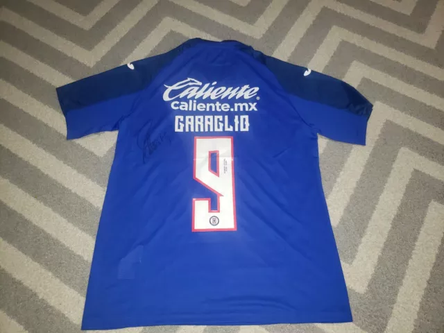 Jersey De Cruz Azul  Autografiado por Milton  Caraglio