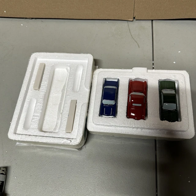 HAWTHORNE VILLAGE CHEVY Cruisin Car Accessory set 50.00 PicClick