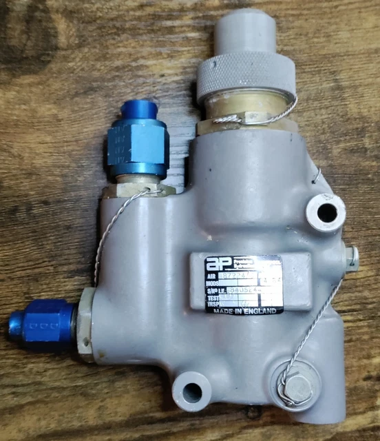 AIRCRAFT HYDRAULIC VALVE (not certified for aircraft use) L6" W5" H