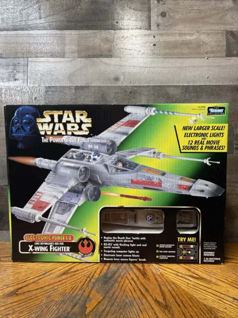 New 1997 Kenner STAR WARS Power of the Force Electronic Power X-Wing Fighter-NM