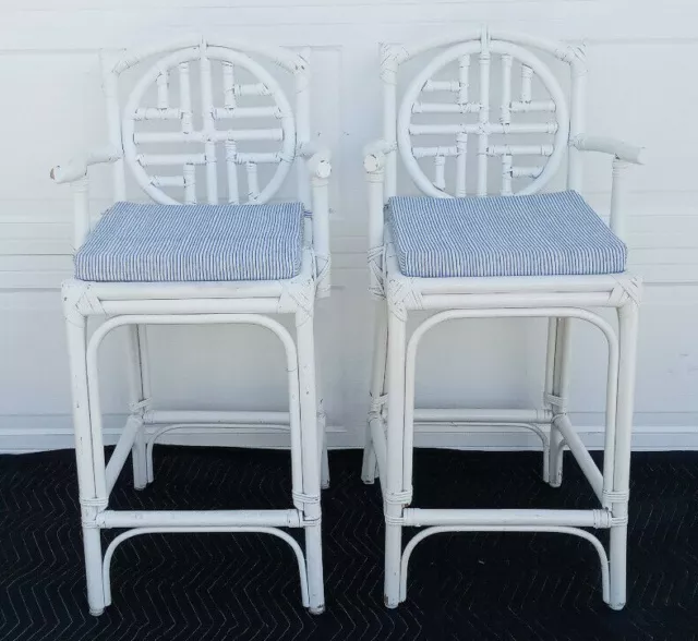 Vintage Mid Century Pair Of Pagoda Chinese Chipendale Bamboo White Bar Stools